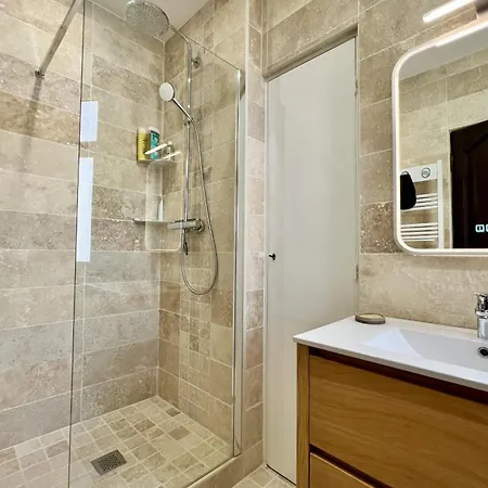 Daire Apt In Pointe Croisette Beach & Large Terrace *